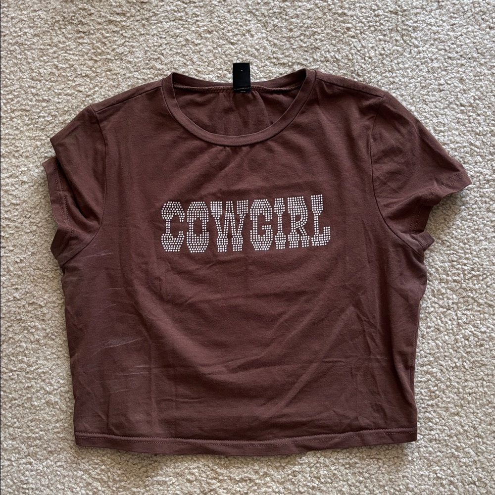 Brown Cowgirl Crop tee size L
